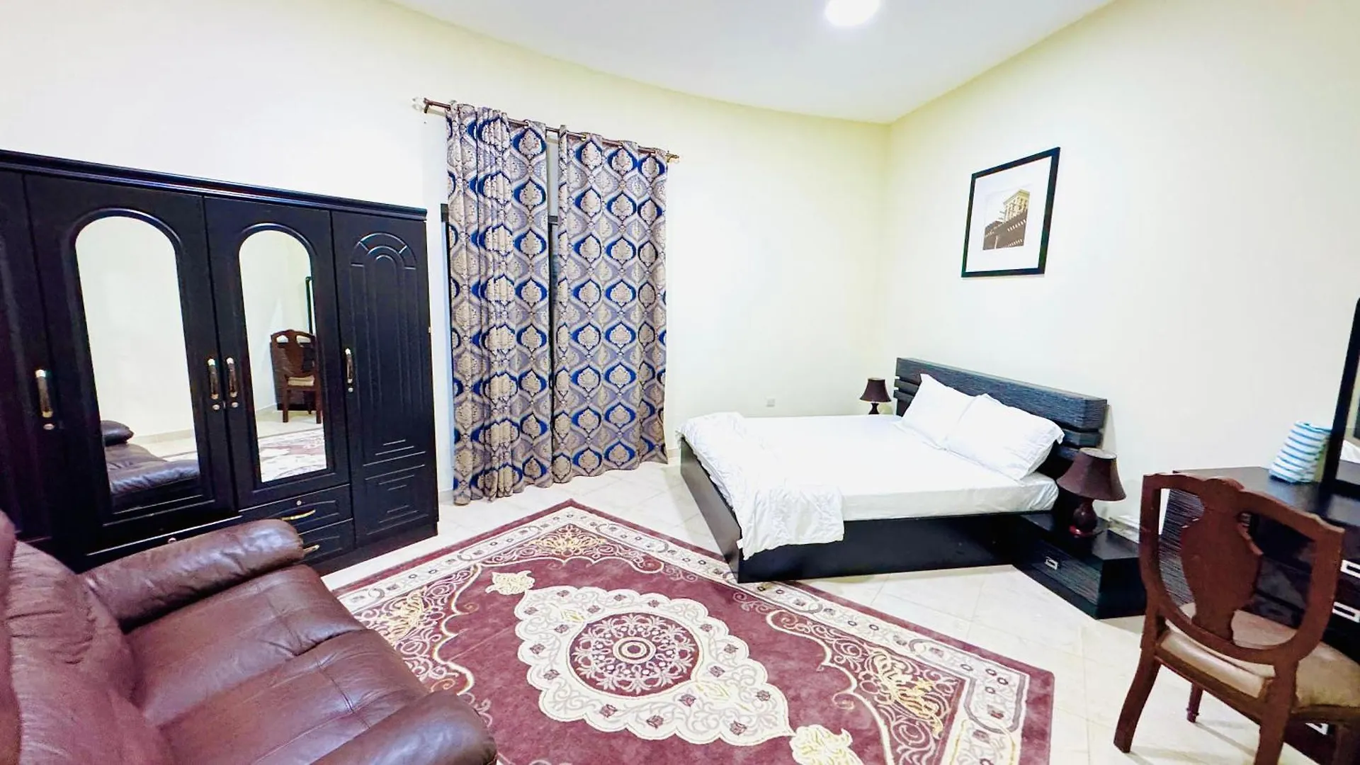 Immaculate 1Bhk Charming Central Dubai 0*,
